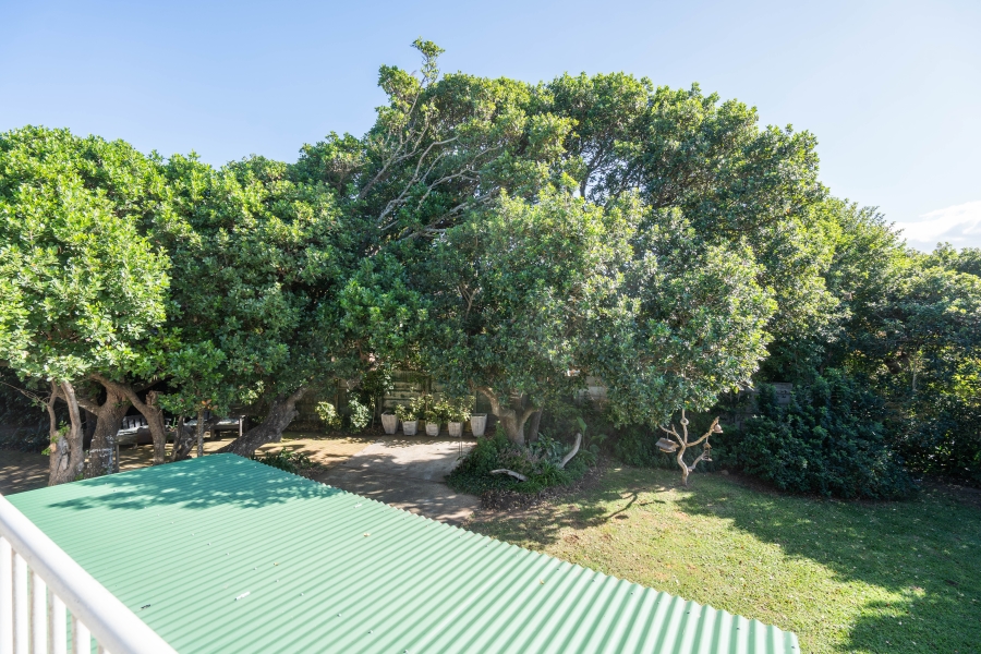 5 Bedroom Property for Sale in Kenton On Sea Eastern Cape